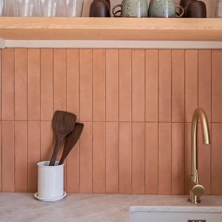 Theava Collection - Place Des Lices - Tropez Center Apartment